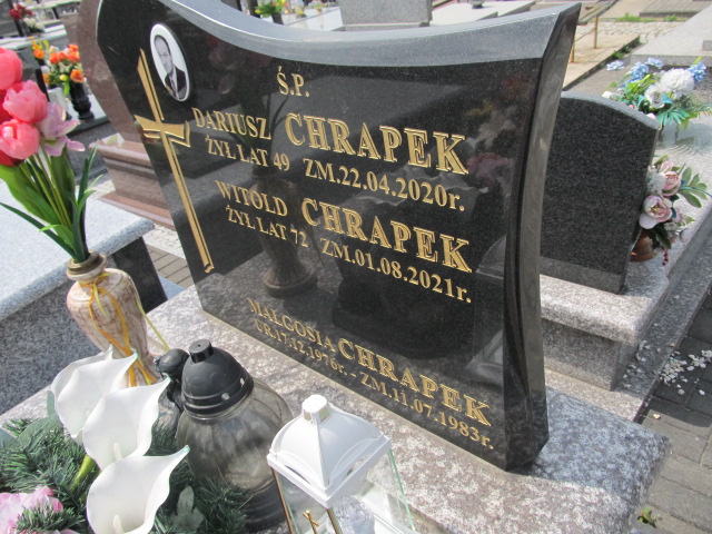 Małgorzata Chrapek 1976 Opatów - Grobonet - Wyszukiwarka osób pochowanych