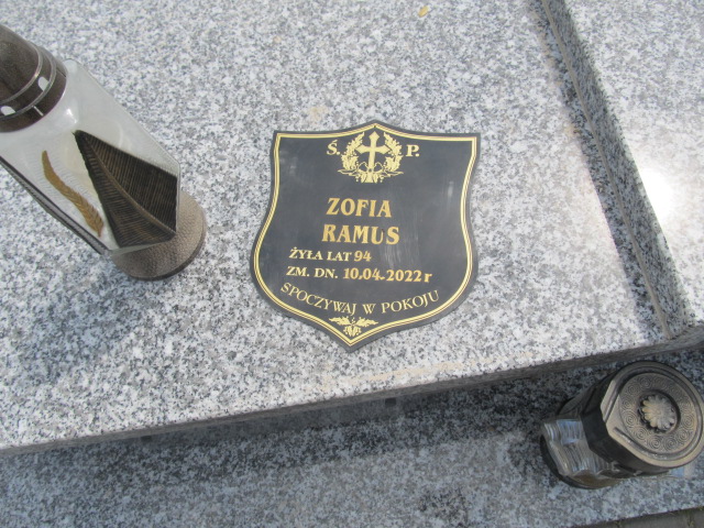 Zofia Ramus 1928 Opatów - Grobonet - Wyszukiwarka osób pochowanych